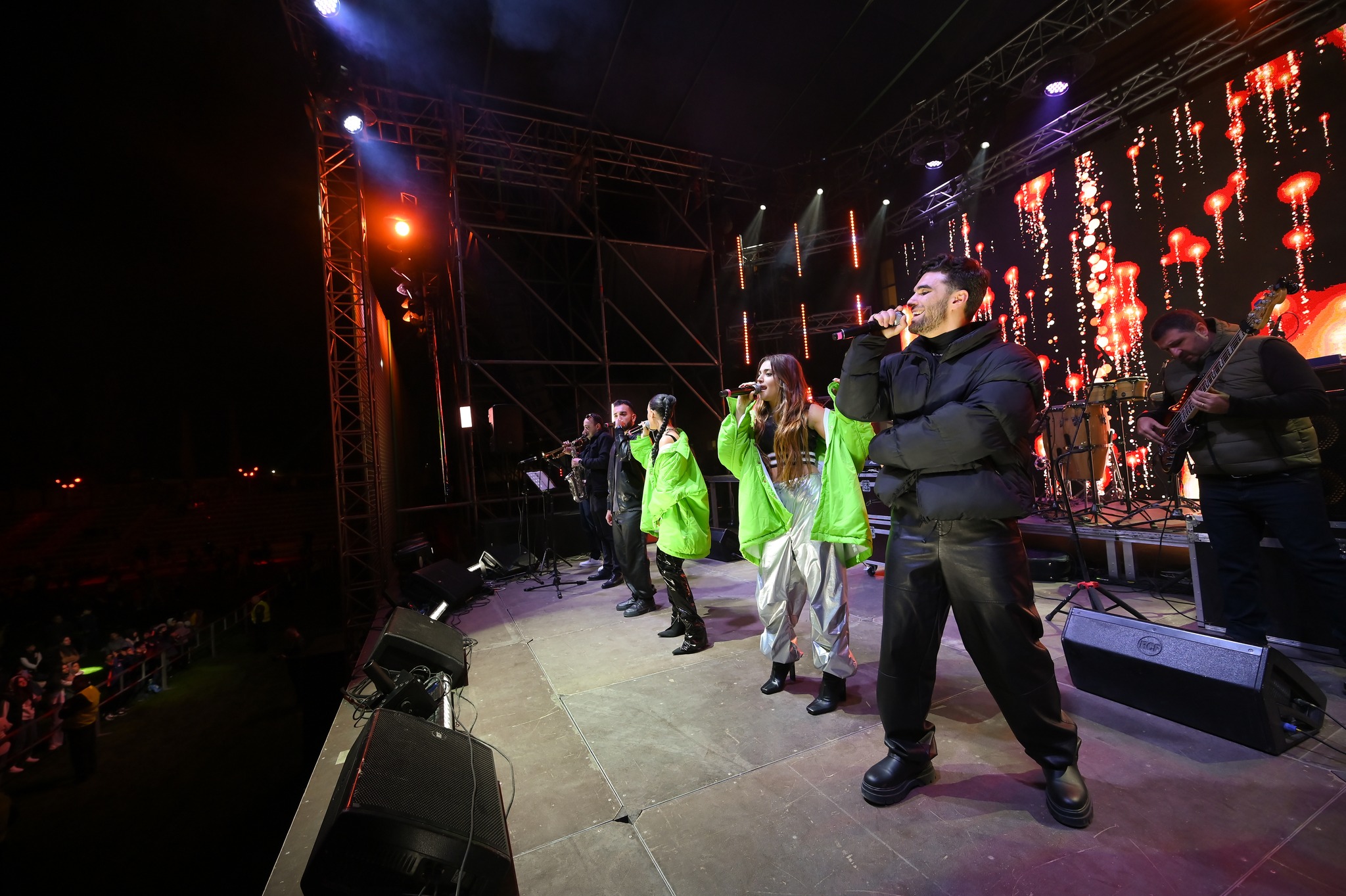 Photo 8